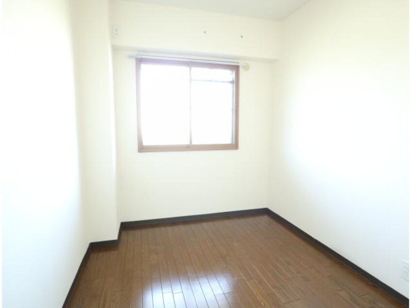  近鉄難波線・奈良線/富雄駅 徒歩15分 2階 築29年