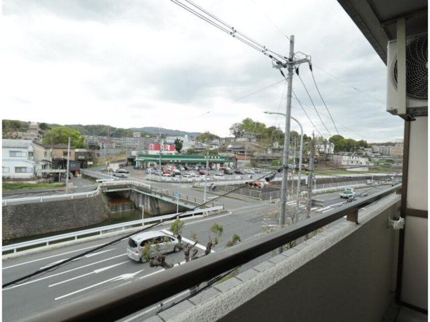  近鉄難波線・奈良線/富雄駅 徒歩10分 3階 築27年