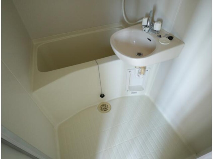  近鉄難波線・奈良線/学園前駅 徒歩8分 4階 築23年