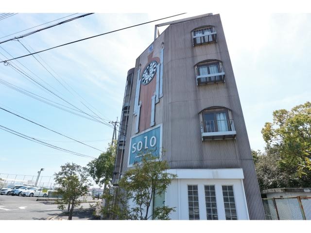  近鉄難波線・奈良線/学園前駅 徒歩8分 4階 築23年