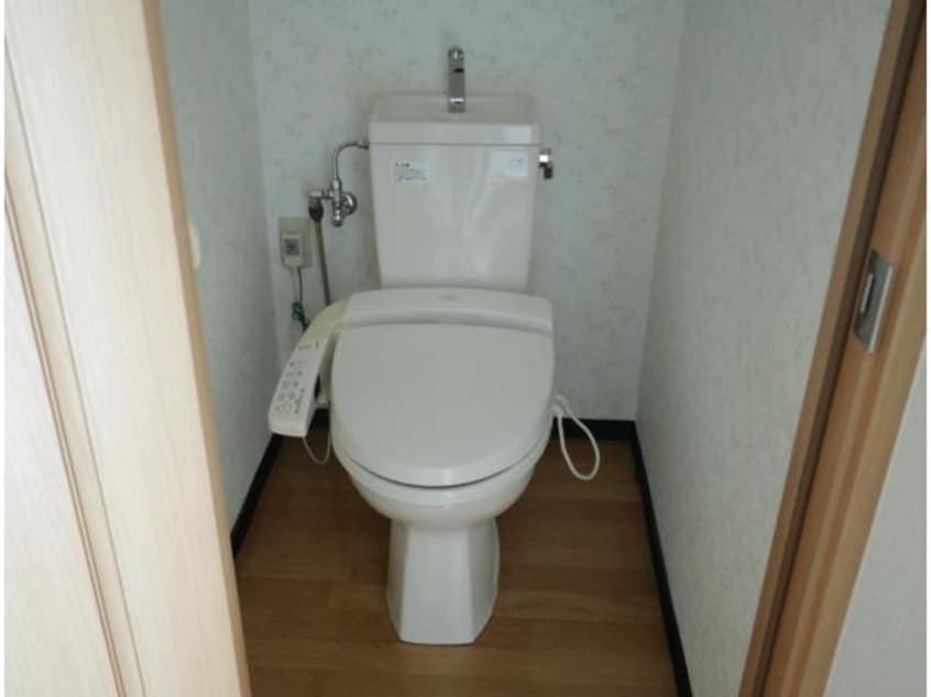  近鉄難波線・奈良線/学園前駅 徒歩8分 4階 築23年