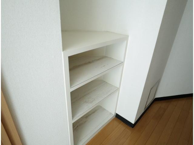  近鉄難波線・奈良線/学園前駅 徒歩8分 4階 築23年