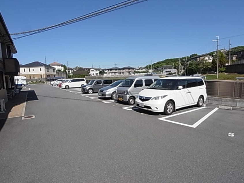  近鉄難波線・奈良線/学園前駅 徒歩15分 1階 築30年