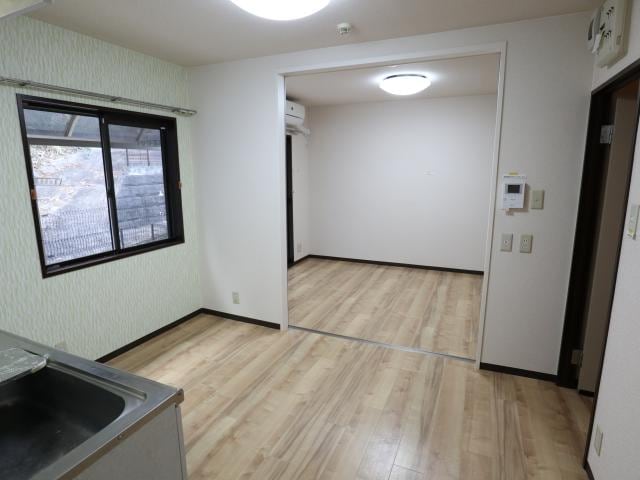  近鉄難波線・奈良線/学園前駅 徒歩15分 1階 築30年