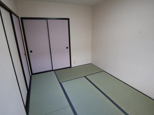  近鉄難波線・奈良線/学園前駅 徒歩15分 1階 築30年