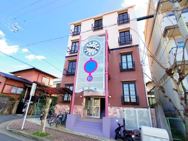  近鉄難波線・奈良線/富雄駅 徒歩10分 3階 築24年