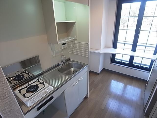  近鉄難波線・奈良線/富雄駅 徒歩10分 3階 築24年