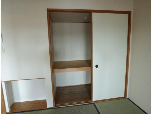  近鉄難波線・奈良線/学園前駅 バス12分松陽台2丁目下車:停歩3分 3階 築22年