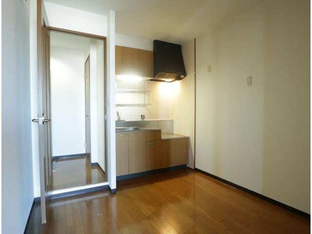  近鉄難波線・奈良線/学園前駅 徒歩8分 3階 築24年