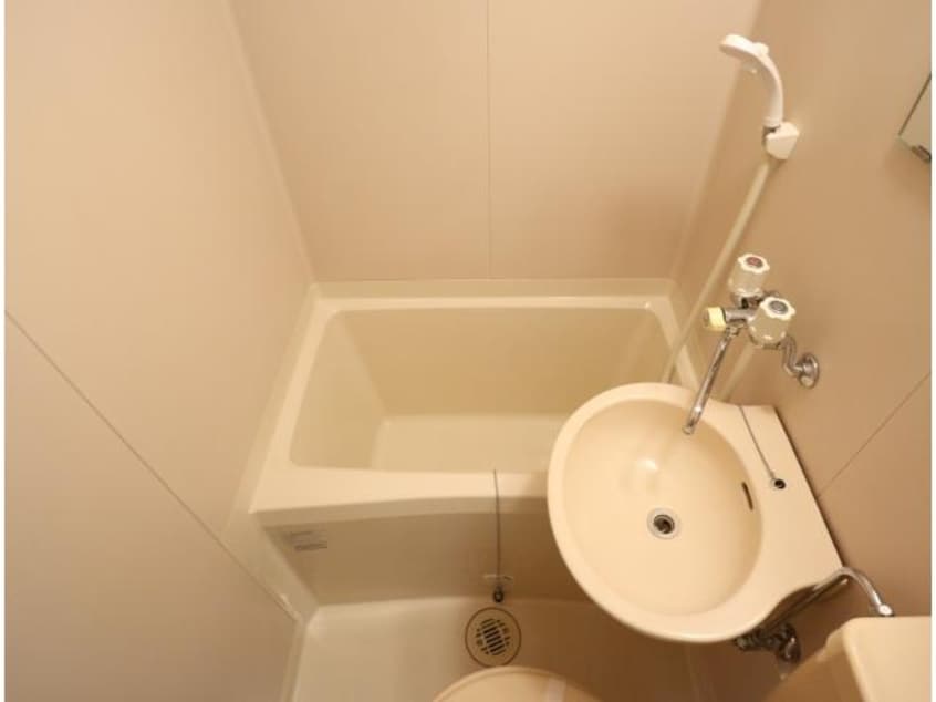  近鉄難波線・奈良線/富雄駅 徒歩9分 2階 築35年