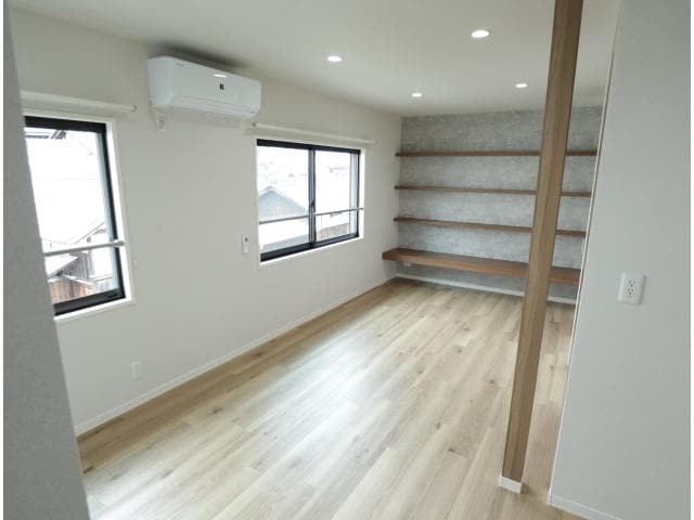  近鉄難波線・奈良線/学園前駅 徒歩15分 2階 築32年