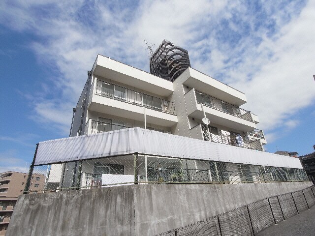  近鉄難波線・奈良線/富雄駅 徒歩4分 1階 築37年