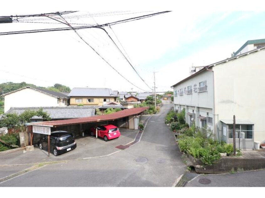  近鉄難波線・奈良線/学園前駅 徒歩4分 1階 築49年