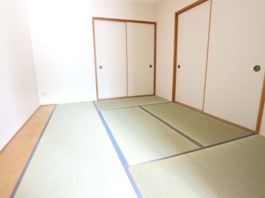  近鉄難波線・奈良線/学園前駅 徒歩14分 2階 築27年