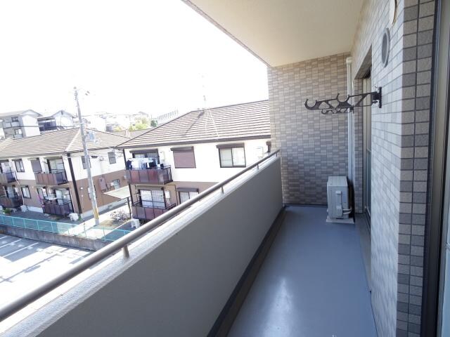  近鉄難波線・奈良線/学園前駅 徒歩14分 2階 築27年