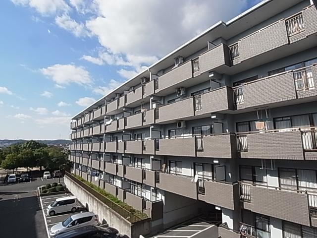  近鉄けいはんな線/学研奈良登美ケ丘駅 徒歩20分 2階 築35年