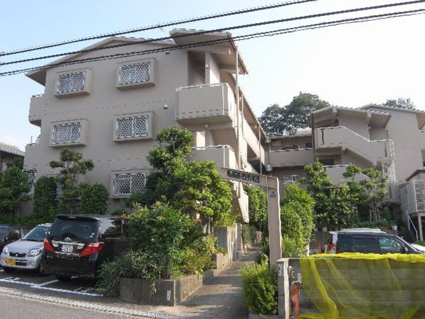  近鉄難波線・奈良線/菖蒲池駅 徒歩5分 3階 築35年