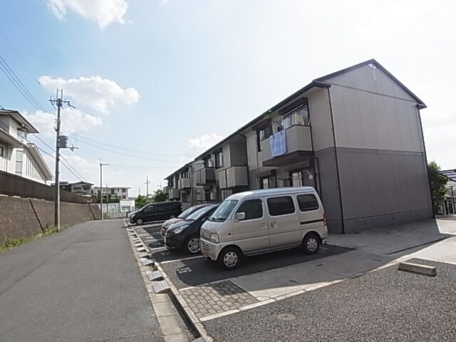  近鉄難波線・奈良線/学園前駅 徒歩10分 1階 築25年