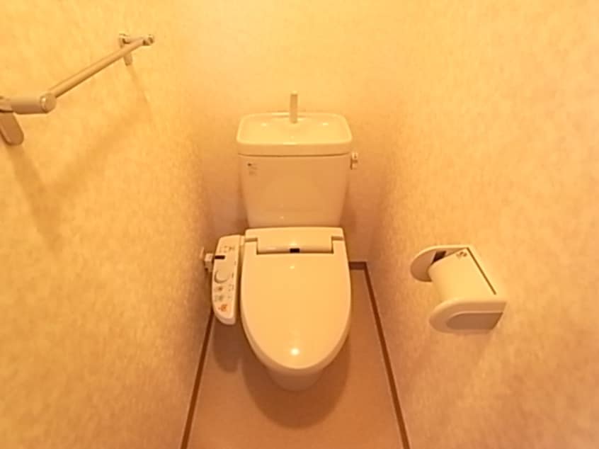  近鉄難波線・奈良線/富雄駅 徒歩5分 2階 築20年