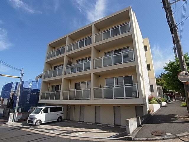  近鉄難波線・奈良線/学園前駅 徒歩19分 1階 築20年