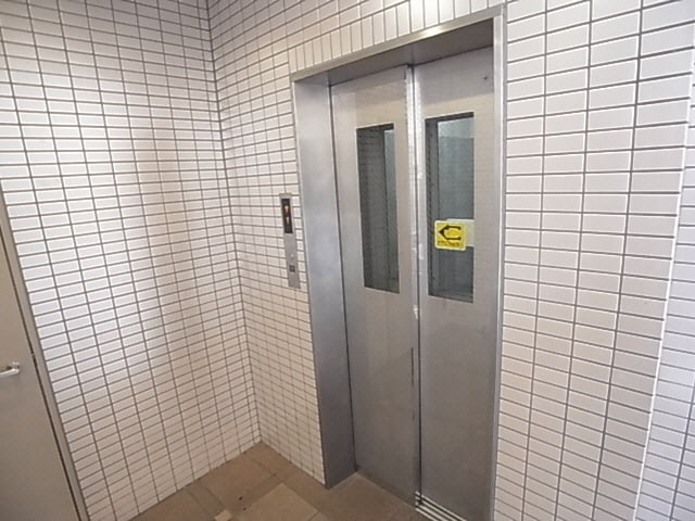  近鉄難波線・奈良線/富雄駅 徒歩1分 5階 築31年