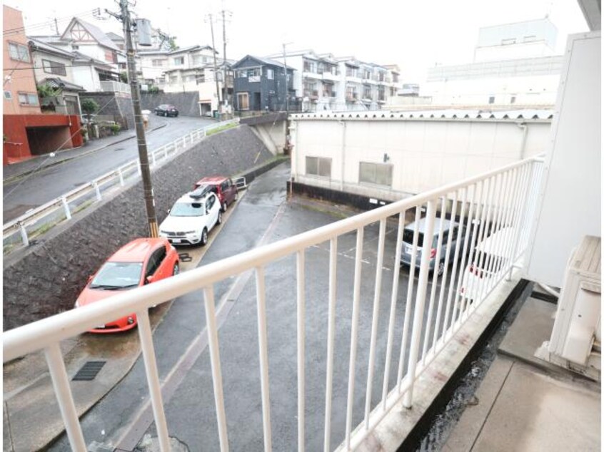  近鉄難波線・奈良線/富雄駅 徒歩5分 2階 築50年