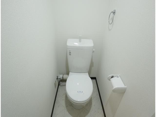  近鉄難波線・奈良線/富雄駅 徒歩3分 2階 築32年