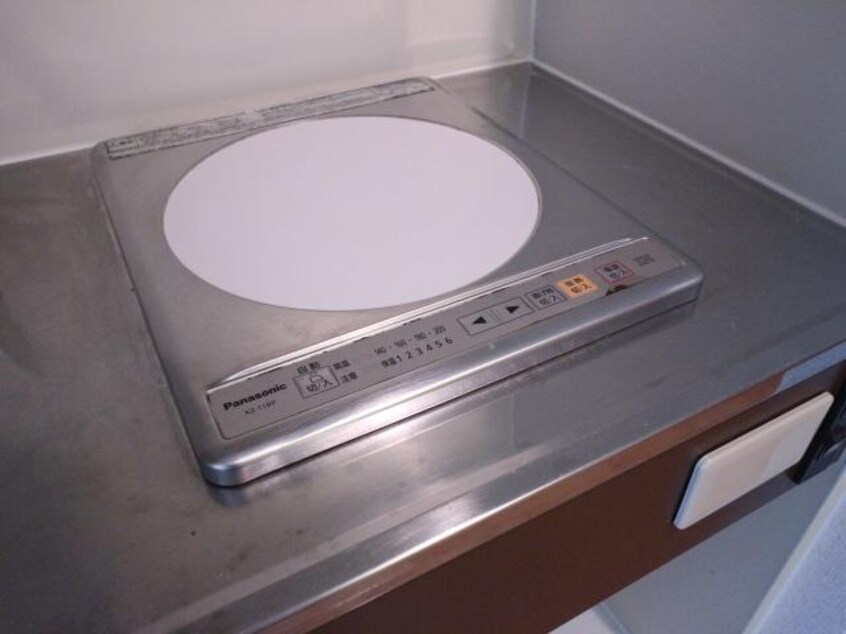  近鉄難波線・奈良線/富雄駅 徒歩3分 1階 築32年