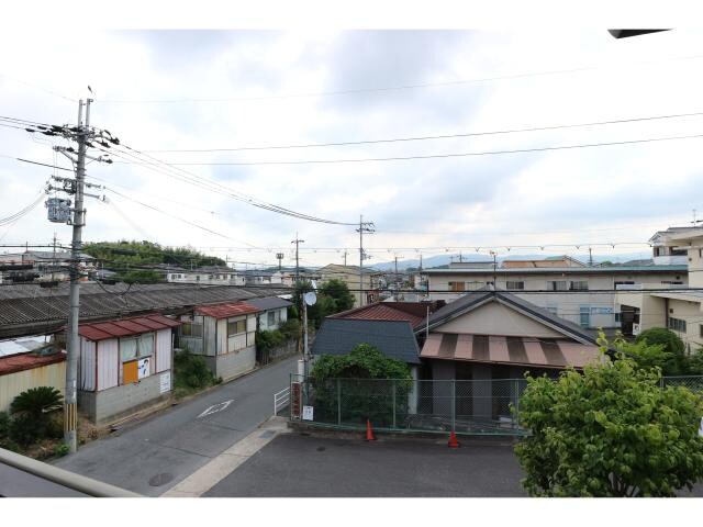  近鉄難波線・奈良線/学園前駅 バス15分五条山新町１丁目下車:停歩1分 2階 築24年