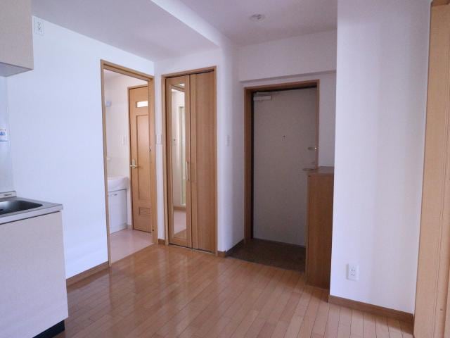  近鉄難波線・奈良線/富雄駅 徒歩4分 1階 築18年