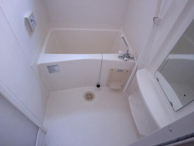  近鉄難波線・奈良線/富雄駅 徒歩4分 1階 築18年