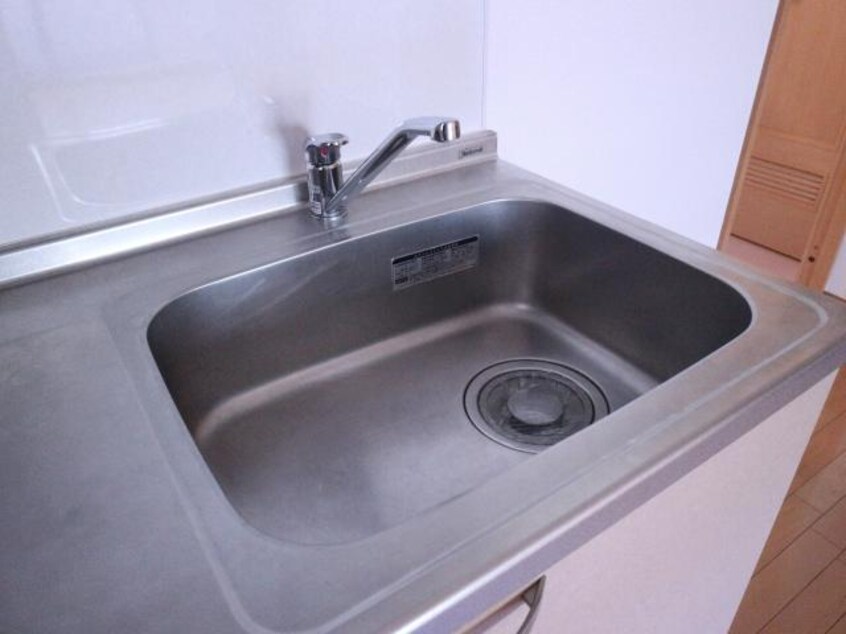  近鉄難波線・奈良線/富雄駅 徒歩4分 1階 築18年