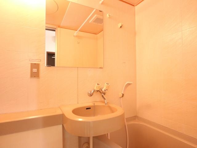  近鉄難波線・奈良線/菖蒲池駅 徒歩5分 2階 築34年