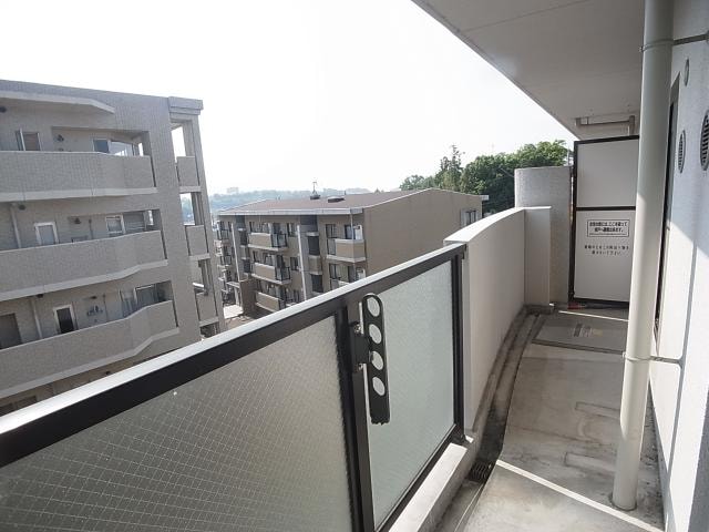  近鉄難波線・奈良線/富雄駅 徒歩10分 2階 築18年