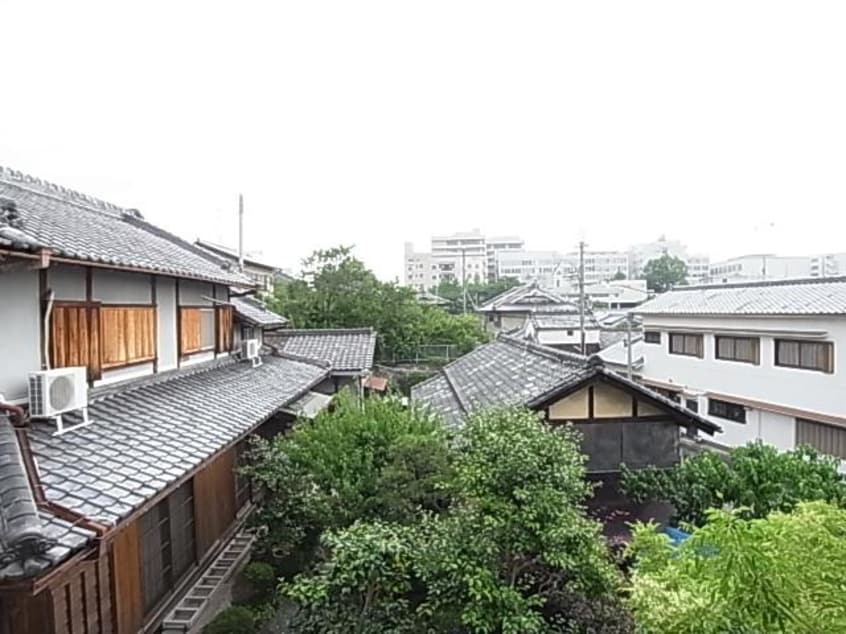  近鉄難波線・奈良線/学園前駅 徒歩5分 1階 築16年