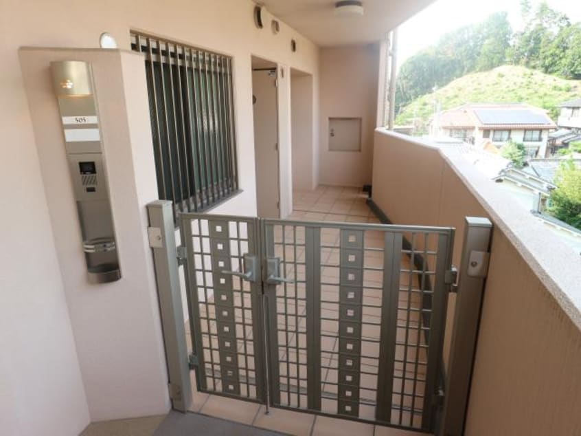  近鉄難波線・奈良線/富雄駅 徒歩4分 5階 築19年