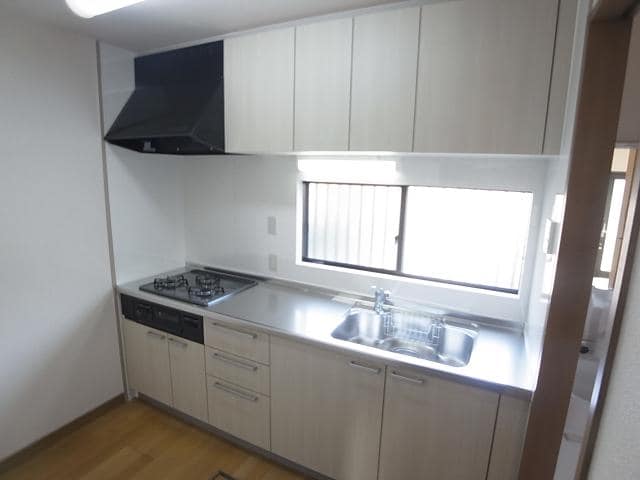  近鉄難波線・奈良線/学園前駅 徒歩19分 1-2階 築32年