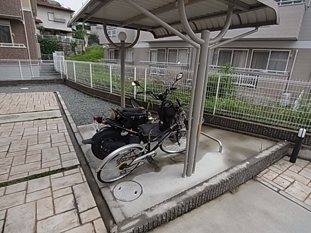  近鉄難波線・奈良線/菖蒲池駅 徒歩20分 2階 築14年