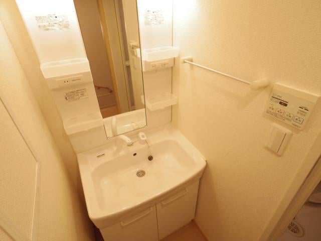  近鉄難波線・奈良線/菖蒲池駅 徒歩20分 2階 築14年