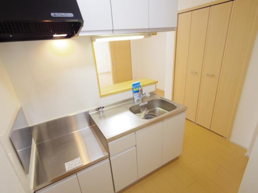  近鉄難波線・奈良線/菖蒲池駅 徒歩20分 1階 築13年