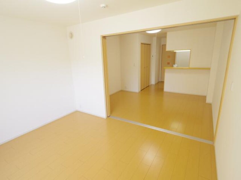  近鉄難波線・奈良線/菖蒲池駅 徒歩20分 1階 築13年