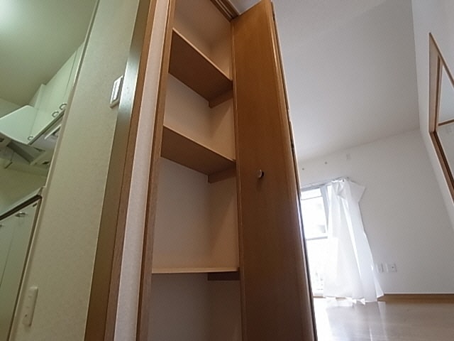  近鉄難波線・奈良線/学園前駅 徒歩4分 2階 築27年