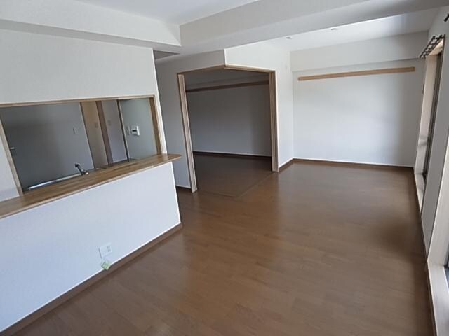  近鉄難波線・奈良線/学園前駅 バス12分松陽台2丁目下車:停歩4分 1階 築12年