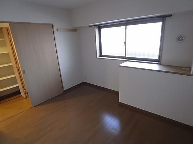  近鉄難波線・奈良線/学園前駅 バス12分松陽台2丁目下車:停歩4分 1階 築12年