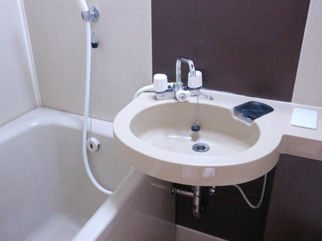  近鉄難波線・奈良線/富雄駅 徒歩3分 2階 築34年