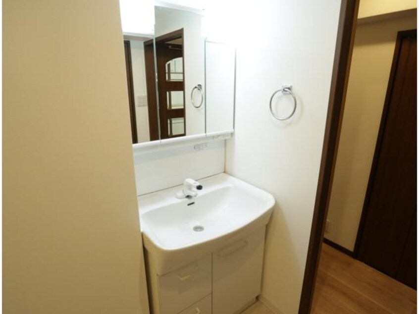  近鉄難波線・奈良線/学園前駅 徒歩4分 1階 築30年