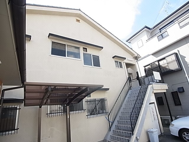  近鉄難波線・奈良線/富雄駅 徒歩5分 2階 築40年