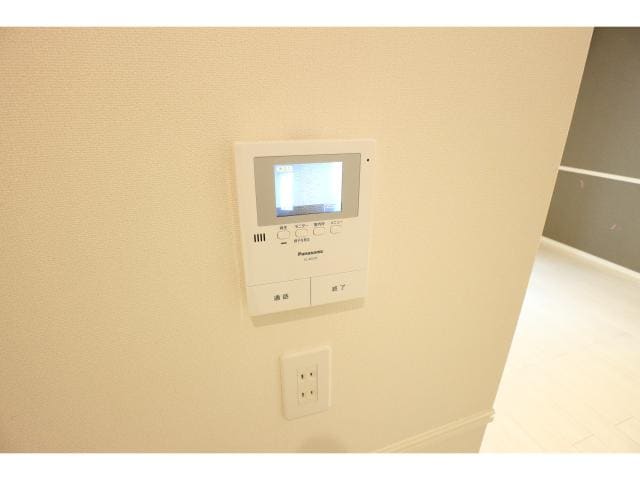  近鉄難波線・奈良線/富雄駅 徒歩15分 1階 築11年