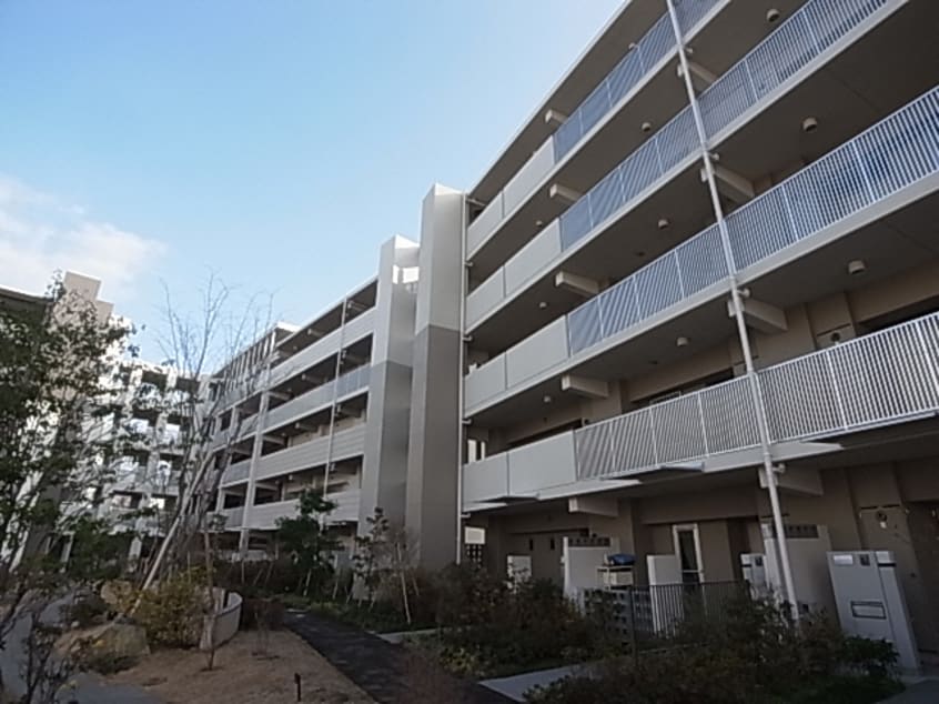  近鉄難波線・奈良線/学園前駅 徒歩7分 1階 築15年