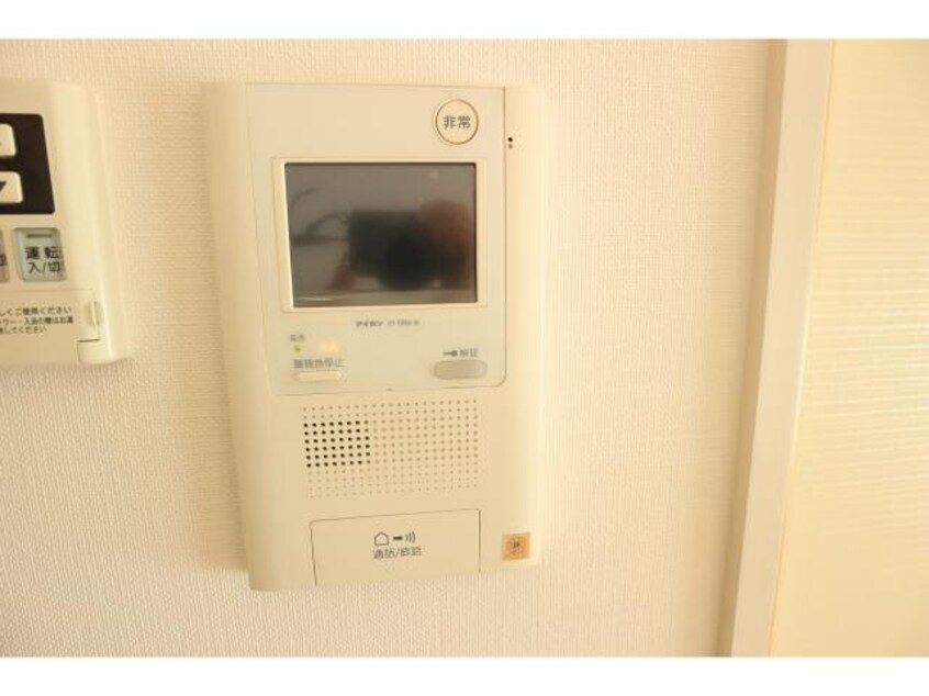  近鉄難波線・奈良線/学園前駅 徒歩8分 1階 築15年